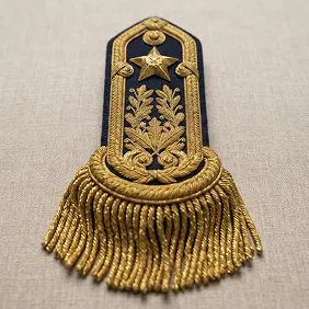 Epaulettes